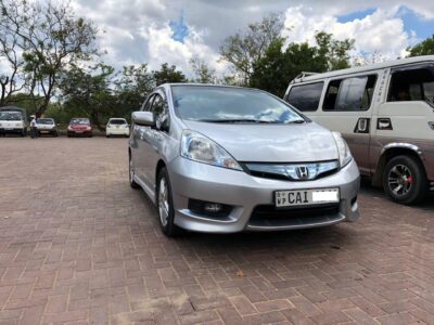 Honda Fit Shuttle 2013