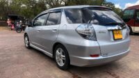 Honda Fit Shuttle 2013